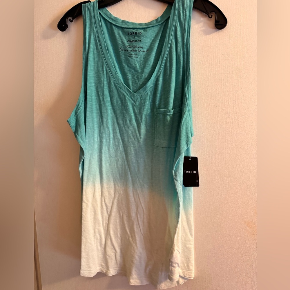 Torrid ombre Teal/blue V-Neck tank